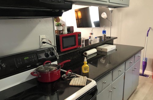 Belmont Apartment | Lovely 2-bedroom apartment in Belmont with small patio and 2-carport space