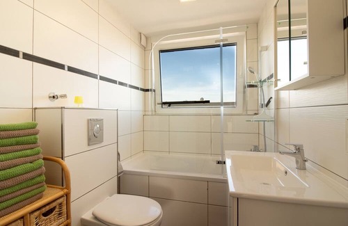 Hermeskeil Apartment | Helle Wohnung mit Stellplatz