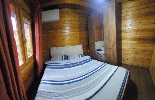 Yalova Ski Chalet | Pet friendly, Sea View Chalet 15 minutes to the beach. 44m2