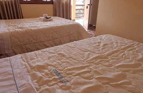 Oxapampa Hotel | Hospedaje El Manantial