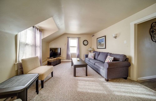 Erie Apartment | Cozy & Convenient Erie Apartment: 3 Mi to Beach!