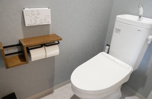 Amami House | HOODRoom 202 3 person plan / Amami Kagoshima