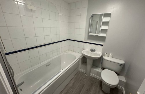 Thamesmead East Apartment | London Apartment 10minutes from the O2, Greenwich.