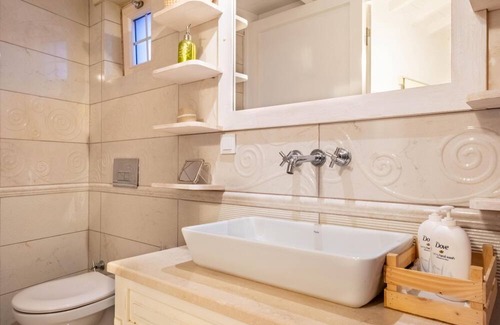 Hacımemis Villa | Luxury Duplex Villa w Pool and Garden in Alacati