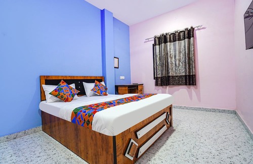 Nagpur Hotel | FabExpress Evaan Deluxe Rooms