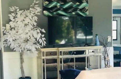 Port Hadlock House | Beautiful Oceanview Retreat 2 Bedroom Home