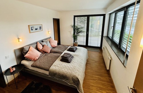 Sommerhausen Apartment | Sunset Lounge in Weinberglage