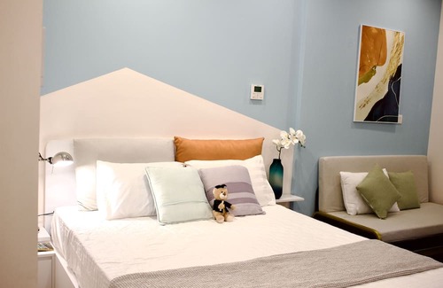 Van Giang Apartment | Family-friendly, Filled up with morning sunshine, Fully furnished yet spacious