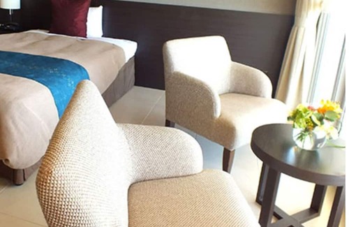 Uruma House | Breakfast included Spend a luxurious time doing / Uruma Okinawa