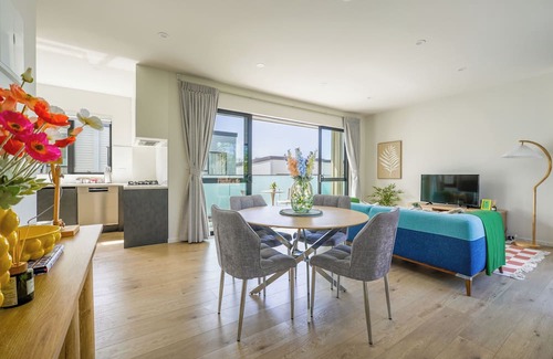 Torbay House | Lovely 3-BR Home in Long Bay Near Beaches & Albany