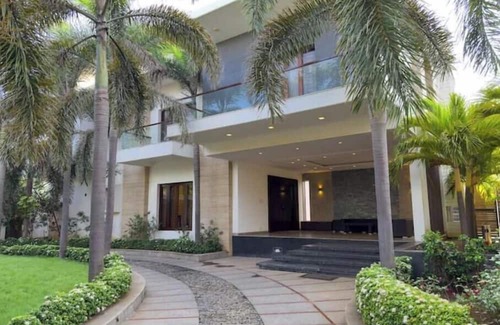 Injambakkam Villa | Truliv Villa Nova- 6BHK Pool Villa near Beach ECR