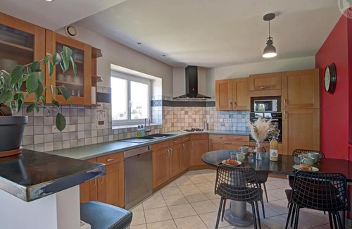 Chevrieres Cottage | Comfortable cottage for 12 with private garden and spa in Auvergne-Rhône-Alpes