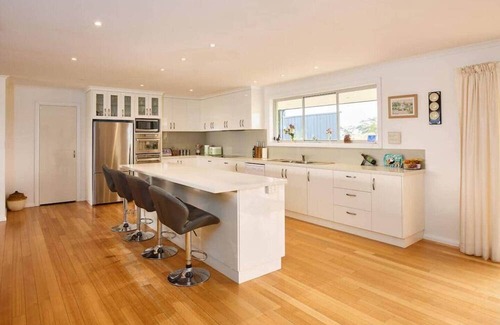 North Bruny House | Bruny Horizon - Where the Country meets the Sea