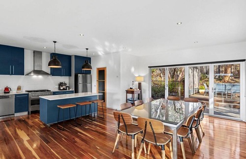 Fairhaven House | Orchid Haven - Bushland Retreat for Families and Groups.