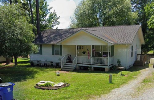 Pittsboro House | Charming 3-bedroom townhome with AC, WiFi in marvelous Pittsboro