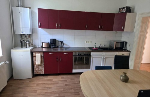 Zeitz Apartment | Large apartment with 3 bedrooms, kitchen and washi