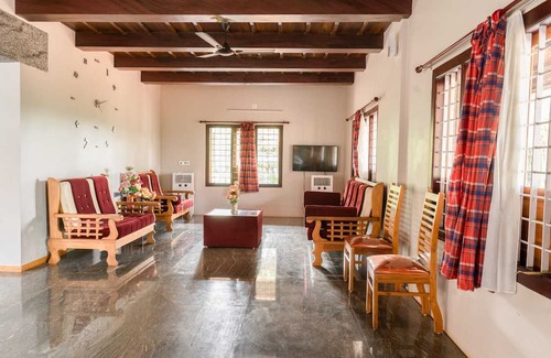 Mahe Resort | Woodgreens Ayurveda & Wellness Resort, Pariyaram Kannur