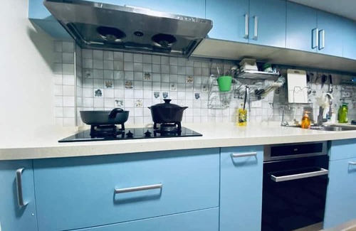 Sail Rock Beach Apartment | Double Room with Balcony and Sea View