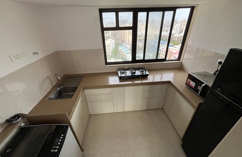 Versova Apartment | Chic 2-bedroom apartment in the heart of the City with Amazing Sea View