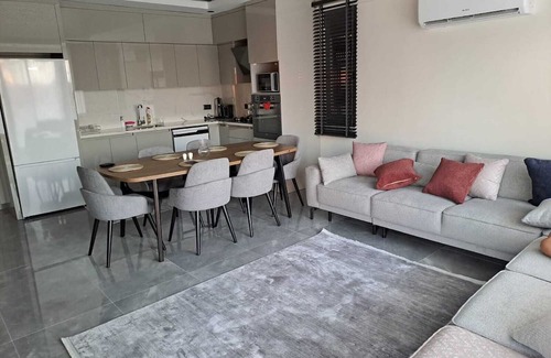 Demre Villa | VİLLA PINAR 3 YATAKLI 6 KİŞİLİK KAPASİTESİTELİ DENİZE 700 mt MERKEZE 1 KM