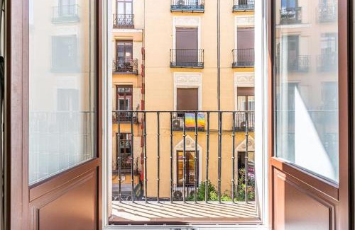 Colmenar Viejo Apartment | Bright Central Apartment