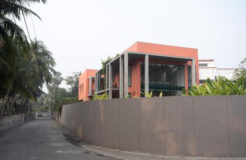 Surat Villa | Luxurious Fully Furnished Private Farm House with Pool