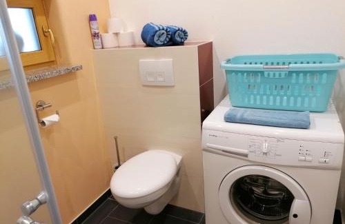 Neuscheidenbach Apartment | Ferienwohnung Max