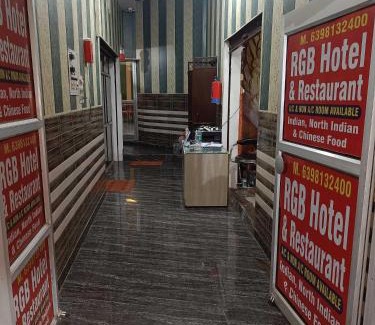 Hapur Hotel | OYO RGB Hotel & Restaurant