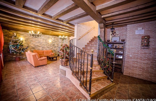 Castillo de Diempures- Grupos Hasta 13 Personas