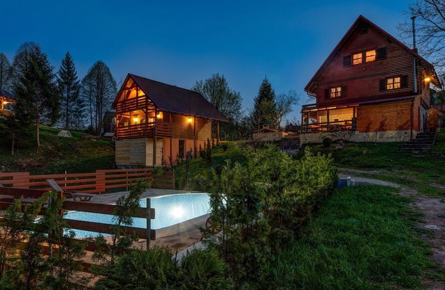 Cozy Holiday Home in Kvarner with Outdoor Jacuzzi