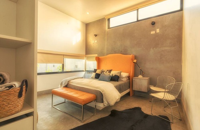 LN10 Resort Style all inclusive queen bed suite frente al Mar