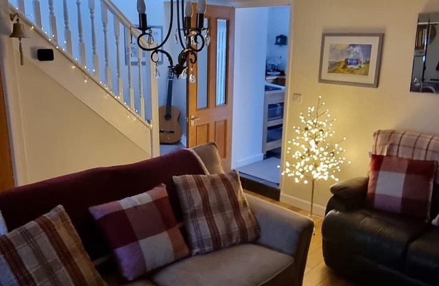 Cosy traditional fisherman's cottage