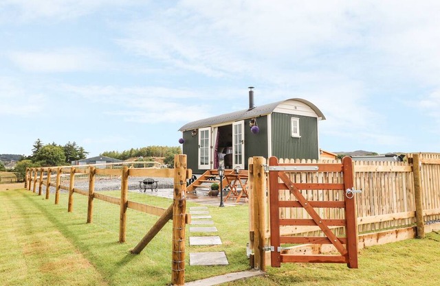 CWT CARON, pet friendly, country holiday cottage in Pontrhydfendigaid