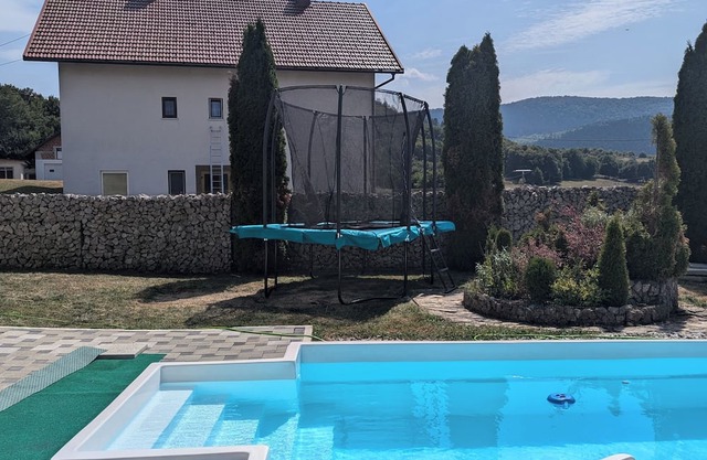 Vacation apartment Luna with pool. and dogs welcome