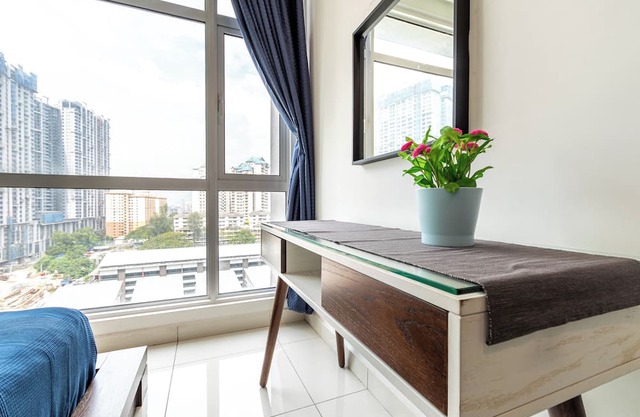 Sleeps 6 New Bukit Jalil Fiber Long Short Stay