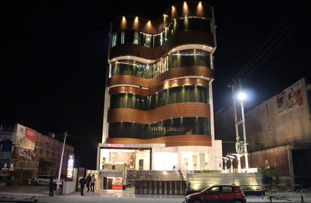 Vijay Tara Chhatarpur