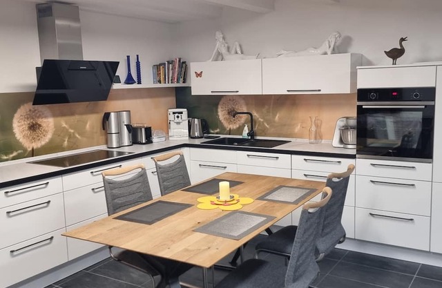 Moderne Ferienwohnung mit Terrasse