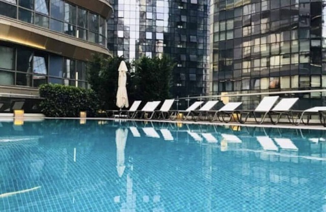 Residence apartment in a central location. metro & metrobus are at your doorstep