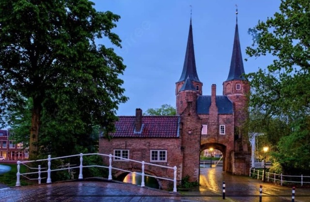 Cozy, sunny and stylish house in the heart of the medieval town of Delft