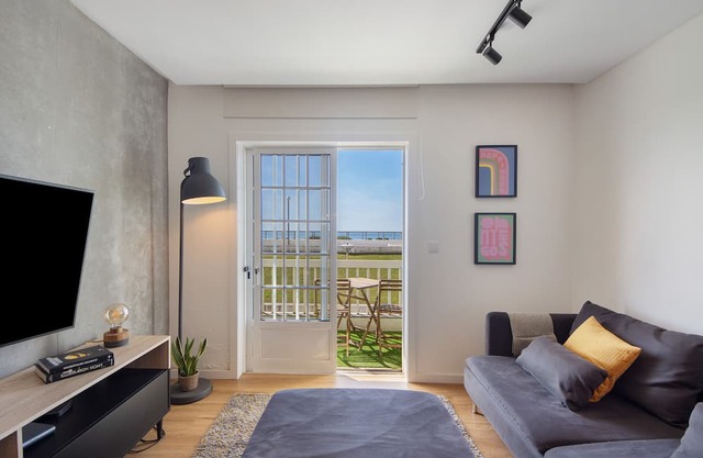 Apartment 'Sunset At Vagueira Beach' with Sea View, Balcony and Wi-Fi