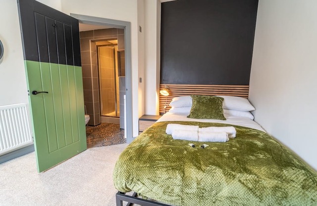 Modern work Retreat with Dedicated Workspace | Pass the Keys