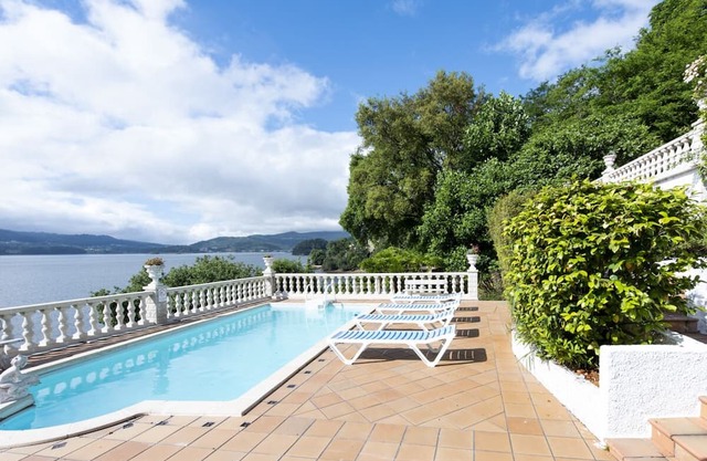 Villa Souto - Five Bedroom Villa, Sleeps 12
