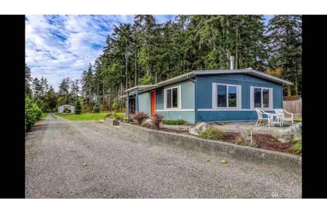 Beautiful Oceanview Retreat 2 Bedroom Home