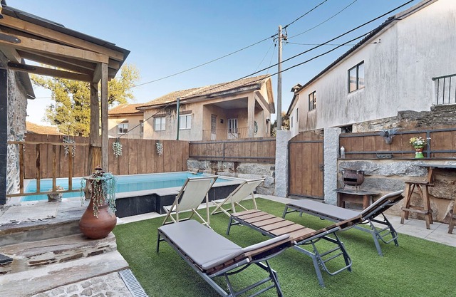 Holiday Home 'T5 Com Piscina Da Chica' with Mountain View, Wi-Fi and Air Conditioning