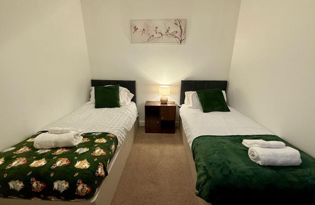 Doulton Close Long Stays Free Parking Book Now