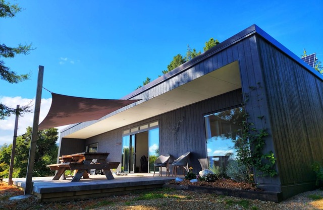 Eco friendly, self sufficient house powered by the sun.