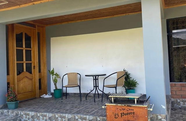 Only 3 blocks from the land terminal! Ideal house for a vacation