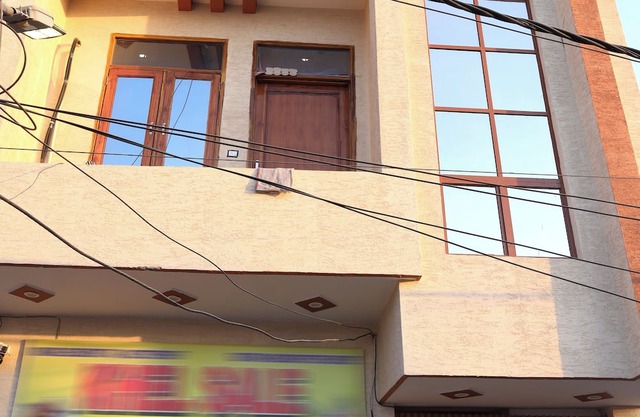 Homestay For Guest in Meerut 2-bedroom house in fabulous Meerut WiFi AC