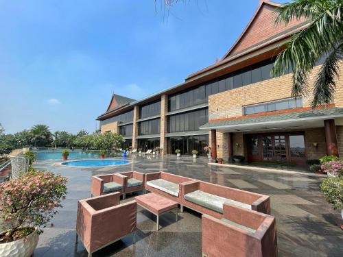 Rio Colina Club & Resort